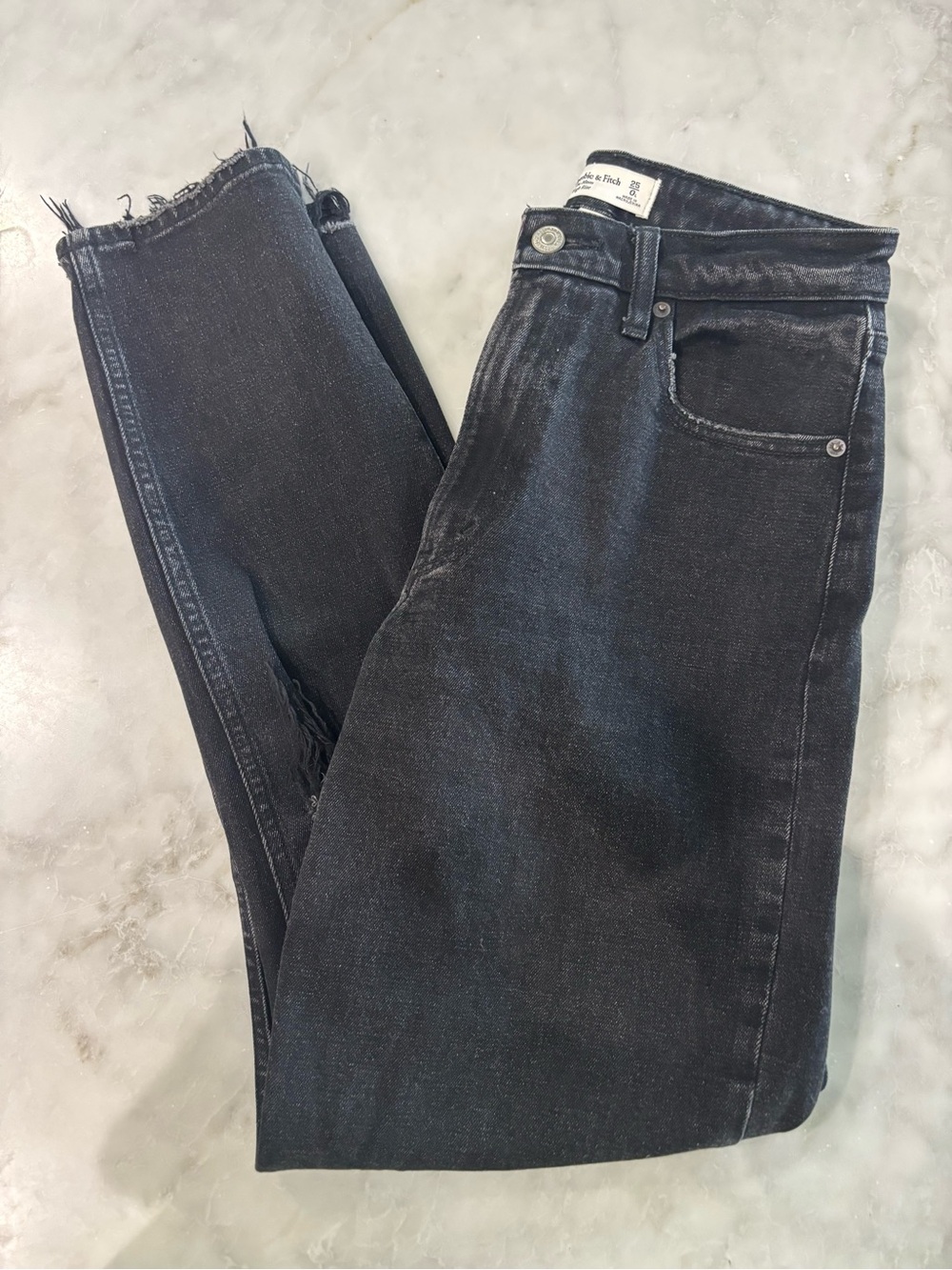 Abercrombie Black High-Rise Women's Skinny Jeans
